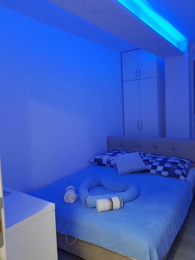 Apartment Gea 18 Novi Sad Exterior photo
